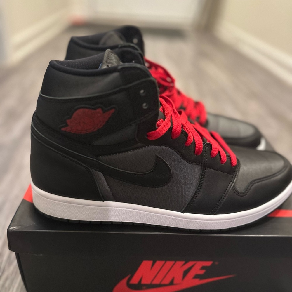 Nike Jordan 1 Men's Black and Red Sneakers
